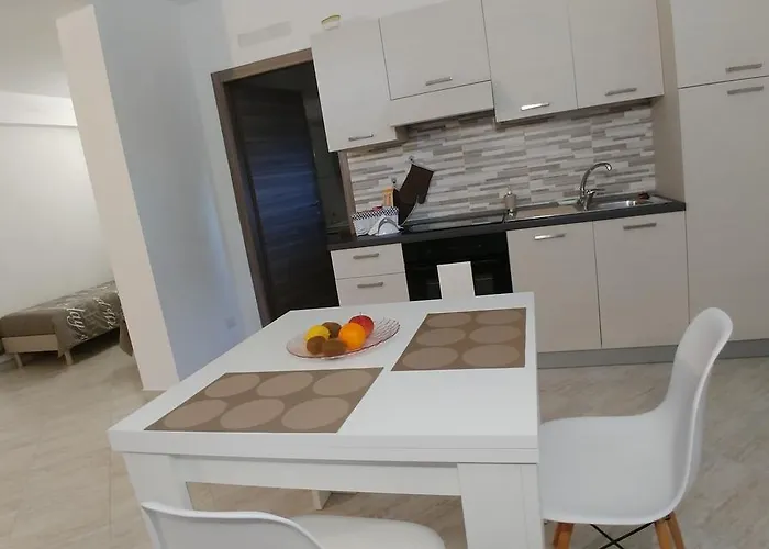 Paradeisos Sas סומה לומברדו