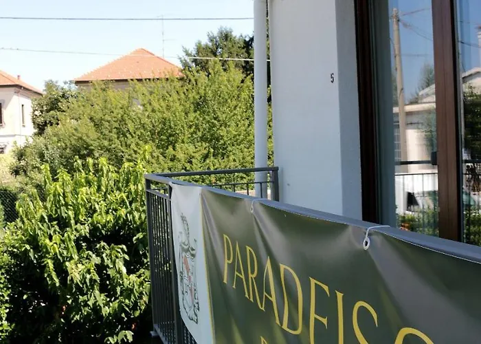 Paradeisos Sas 4* סומה לומברדו