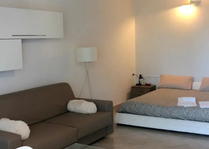 Paradeisos Sas 4*